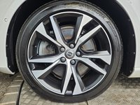 USED 2020 69 VOLVO V60 2.0h T8 Twin Engine 11.6kWh R-Design Plus Estate 5dr Petrol Plug-in Hybrid Auto AWD Euro 6 (s/s) (390 ps) 