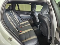 USED 2020 69 VOLVO V60 2.0h T8 Twin Engine 11.6kWh R-Design Plus Estate 5dr Petrol Plug-in Hybrid Auto AWD Euro 6 (s/s) (390 ps) 