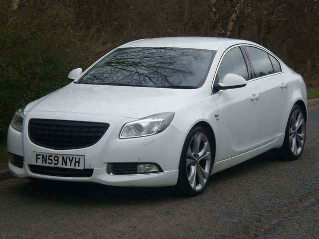 2009 59 Vauxhall Insignia 2.0 SRI NAV CDTI 4d 160 BHP