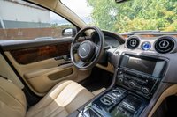 USED 2012 61 JAGUAR XJ JAGUAR XJ L 5.0 PETROL AUTO IMMACULATELY PRESENTED LEFT HAND DRIVE LONG WHEEL BASE IDEAL FOR OVERSEAS PROPERTY OWNERS LUXURIOUSLY APPOINTED THROUGHOUT