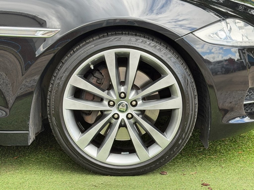 USED 2012 61 JAGUAR XJ JAGUAR XJ L 5.0 PETROL AUTO LEFT HAND DRIVE LONG WHEEL BASE IDEAL FOR OVERSEAS PROPERTY OWNERS LUXURIOUSLY APPOINTED THROUGHOUT