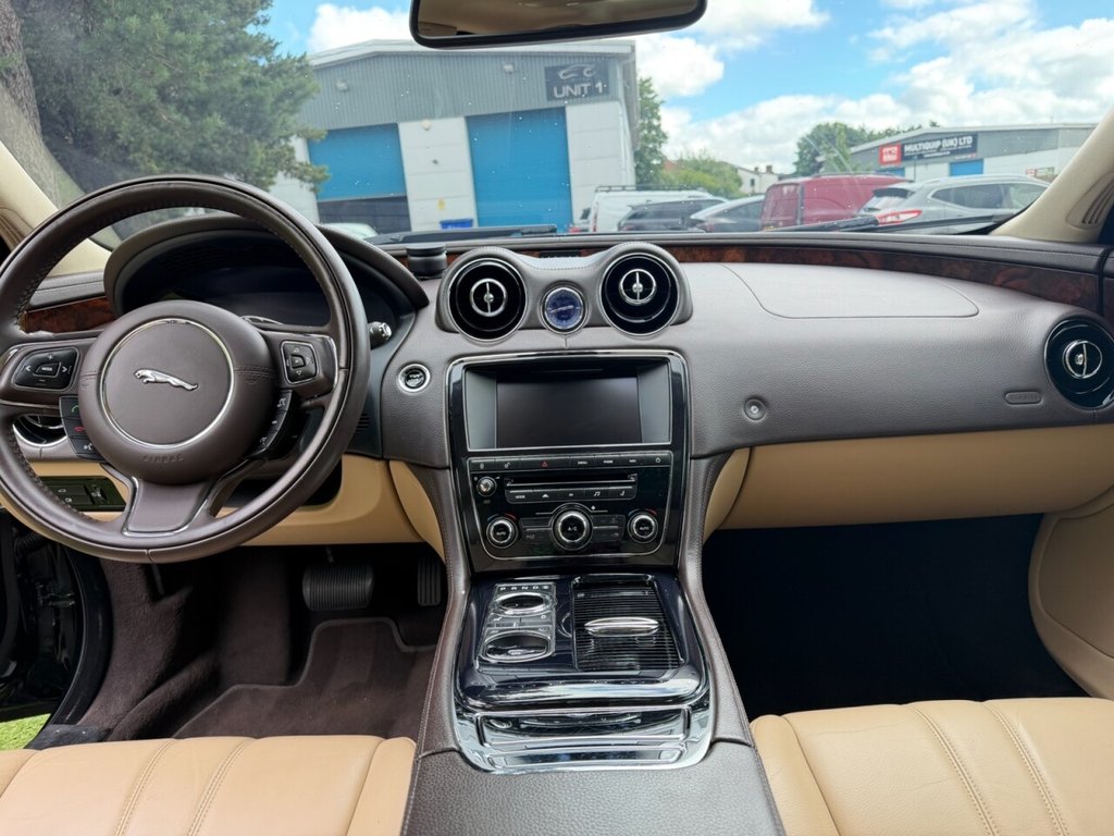 USED 2012 61 JAGUAR XJ JAGUAR XJ L 5.0 PETROL AUTO LEFT HAND DRIVE LONG WHEEL BASE IDEAL FOR OVERSEAS PROPERTY OWNERS LUXURIOUSLY APPOINTED THROUGHOUT