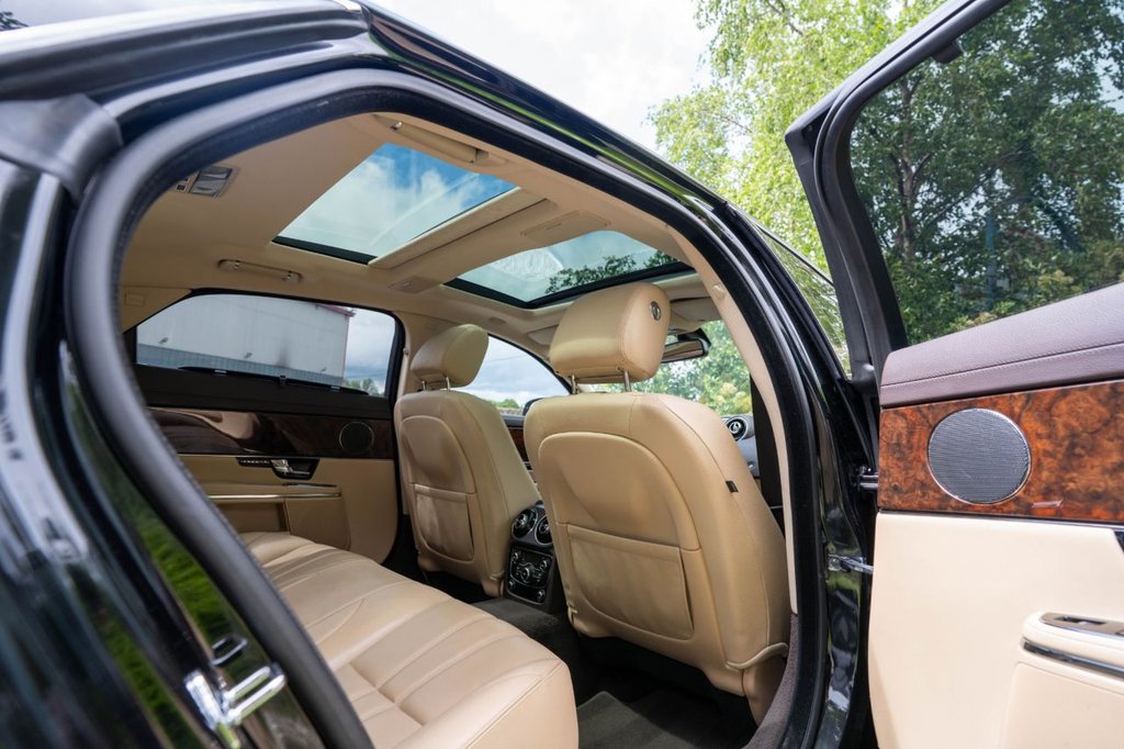 USED 2012 61 JAGUAR XJ JAGUAR XJ L 5.0 PETROL AUTO IMMACULATELY PRESENTED LEFT HAND DRIVE LONG WHEEL BASE IDEAL FOR OVERSEAS PROPERTY OWNERS LUXURIOUSLY APPOINTED THROUGHOUT