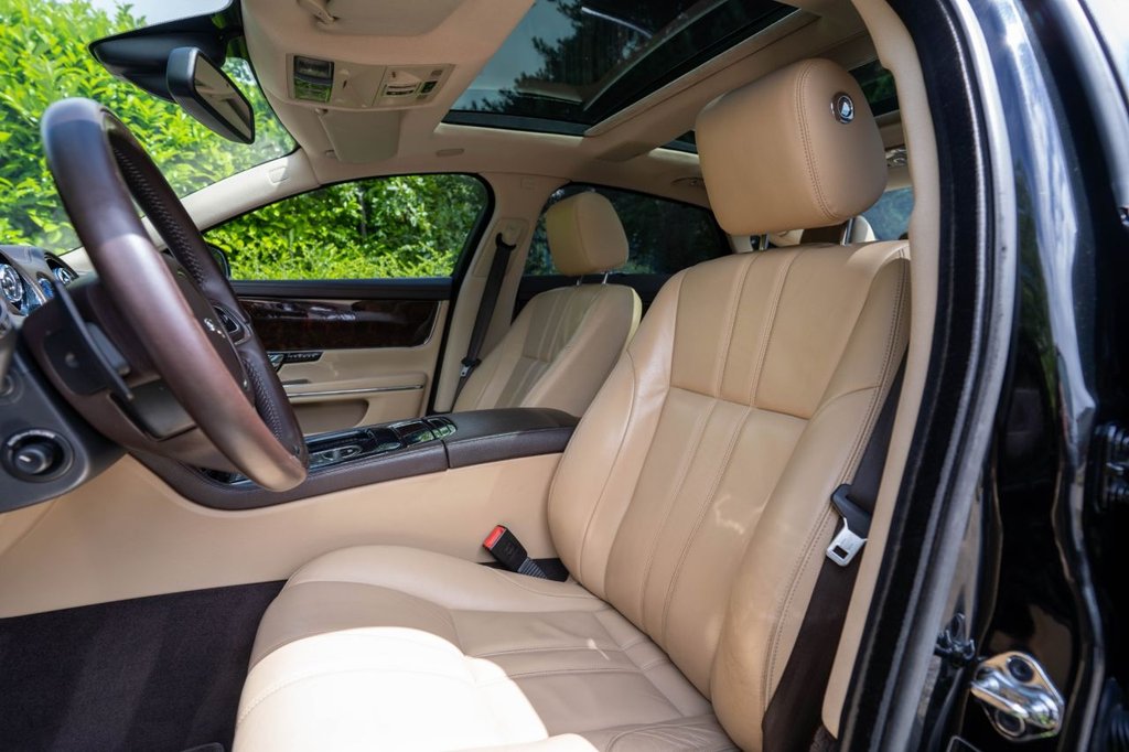 USED 2012 61 JAGUAR XJ JAGUAR XJ L 5.0 PETROL AUTO IMMACULATELY PRESENTED LEFT HAND DRIVE LONG WHEEL BASE IDEAL FOR OVERSEAS PROPERTY OWNERS LUXURIOUSLY APPOINTED THROUGHOUT