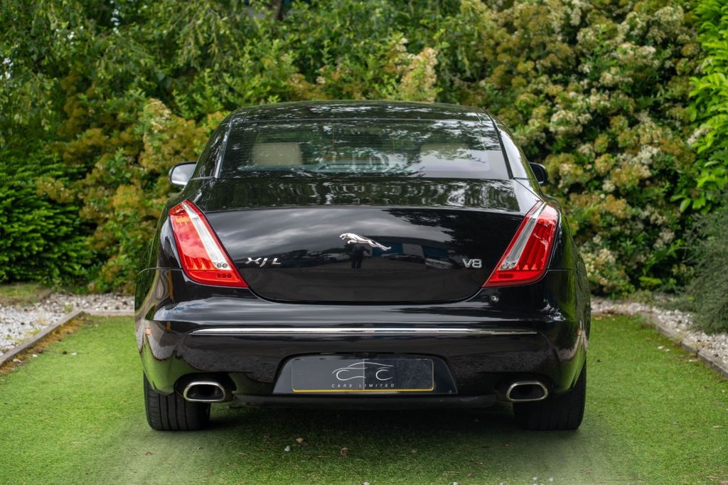 USED 2012 61 JAGUAR XJ JAGUAR XJ L 5.0 PETROL AUTO IMMACULATELY PRESENTED LEFT HAND DRIVE LONG WHEEL BASE IDEAL FOR OVERSEAS PROPERTY OWNERS LUXURIOUSLY APPOINTED THROUGHOUT