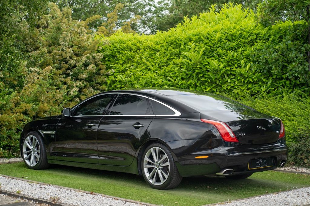 USED 2012 61 JAGUAR XJ JAGUAR XJ L 5.0 PETROL AUTO IMMACULATELY PRESENTED LEFT HAND DRIVE LONG WHEEL BASE IDEAL FOR OVERSEAS PROPERTY OWNERS LUXURIOUSLY APPOINTED THROUGHOUT