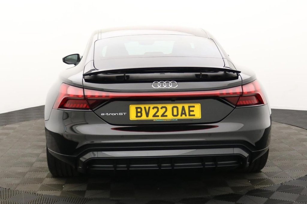 USED 2022 22 AUDI E-TRON GT 93.4kWh Saloon 4dr Electric Auto quattro (476 ps) Pan Roof, Car Play, Sat Nav
