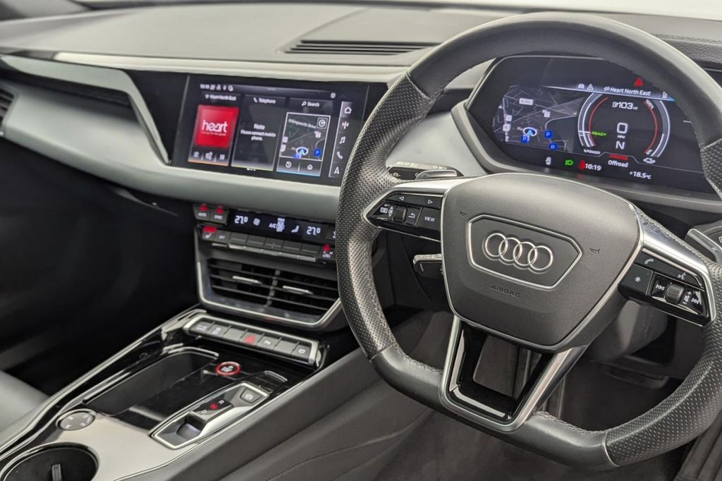 USED 2022 22 AUDI E-TRON GT 93.4kWh Saloon 4dr Electric Auto quattro (476 ps) Pan Roof, Car Play, Sat Nav