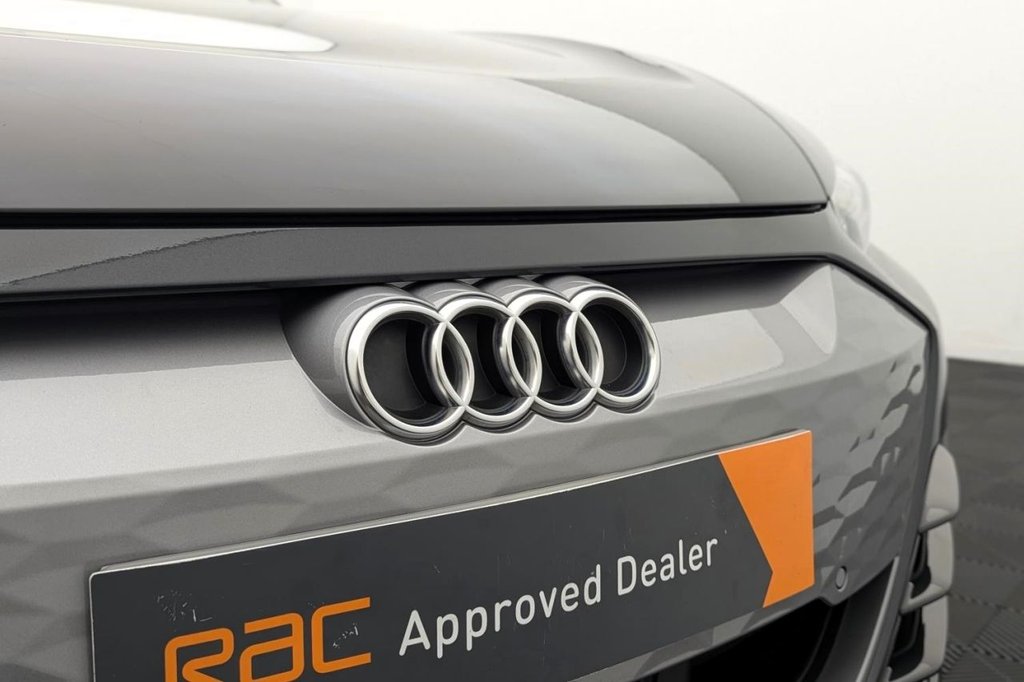 USED 2022 22 AUDI E-TRON GT 93.4kWh Saloon 4dr Electric Auto quattro (476 ps) Pan Roof, Car Play, Sat Nav