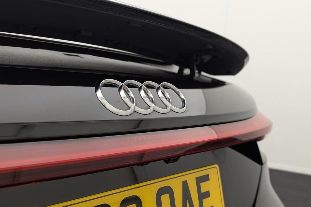 USED 2022 22 AUDI E-TRON GT 93.4kWh Saloon 4dr Electric Auto quattro (476 ps) Pan Roof, Car Play, Sat Nav
