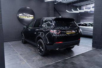 View our LAND ROVER DISCOVERY SPORT