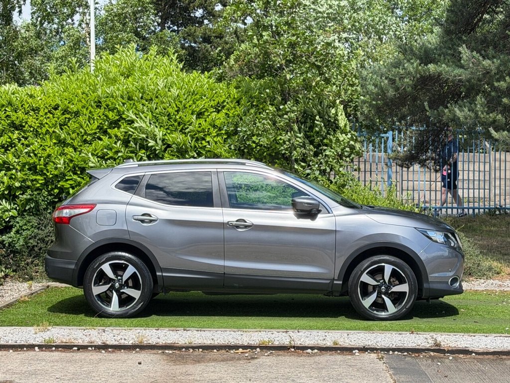 USED 2016 66 NISSAN QASHQAI 1.5 dCi N-Connecta SUV 5dr Diesel Manual 2WD Euro 6 (s/s) (110 ps) PAN ROOF, SATNAV, 360 CAMS