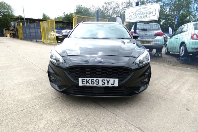 View our FORD FOCUS