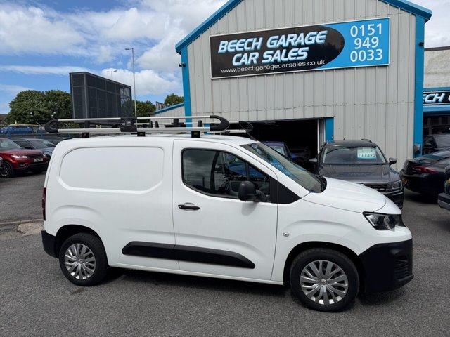 View our PEUGEOT PARTNER