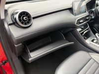 USED 2024 24 MG MG HS 1.5 T-GDI Trophy SUV 5dr Petrol DCT Euro 6 (s/s) (162 ps) 