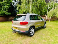 USED 2012 12 VOLKSWAGEN TIGUAN 2.0 TDI BlueMotion Tech SE SUV 5dr Diesel DSG 4WD Euro 5 (s/s) (140 ps) Heated seats, Front & Rear sensors, Towbar.