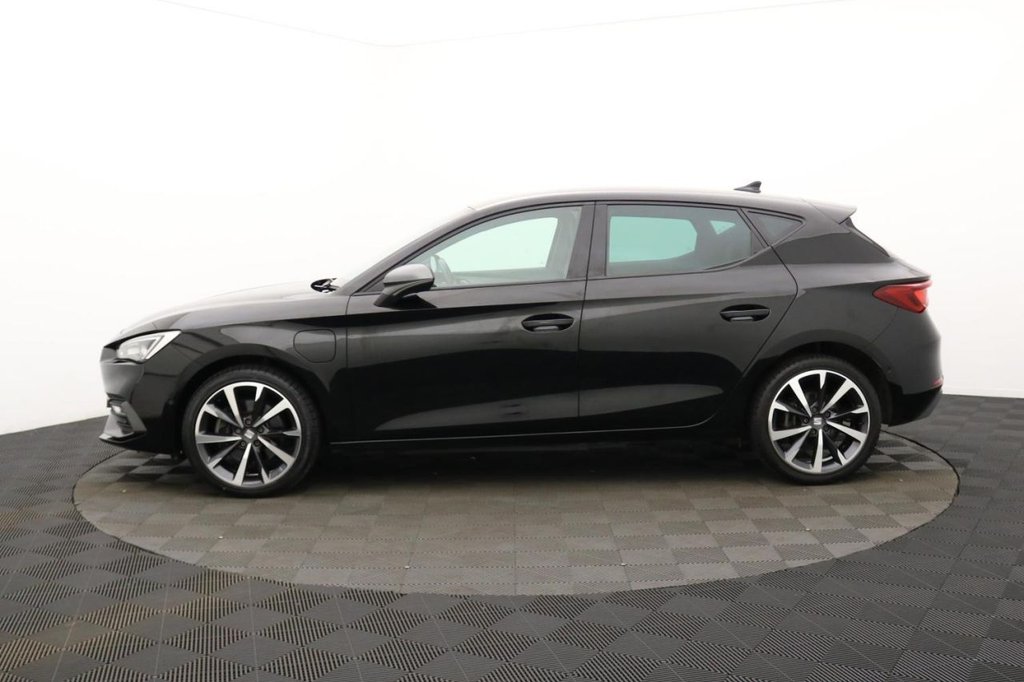 USED 2021 21 SEAT LEON 1.4 eHybrid 12.8kWh FR Sport Hatchback 5dr Petrol Plug-in Hybrid DSG Euro 6 (s/s) (204 ps) Car Play, Sat Nav, 18"Alloys