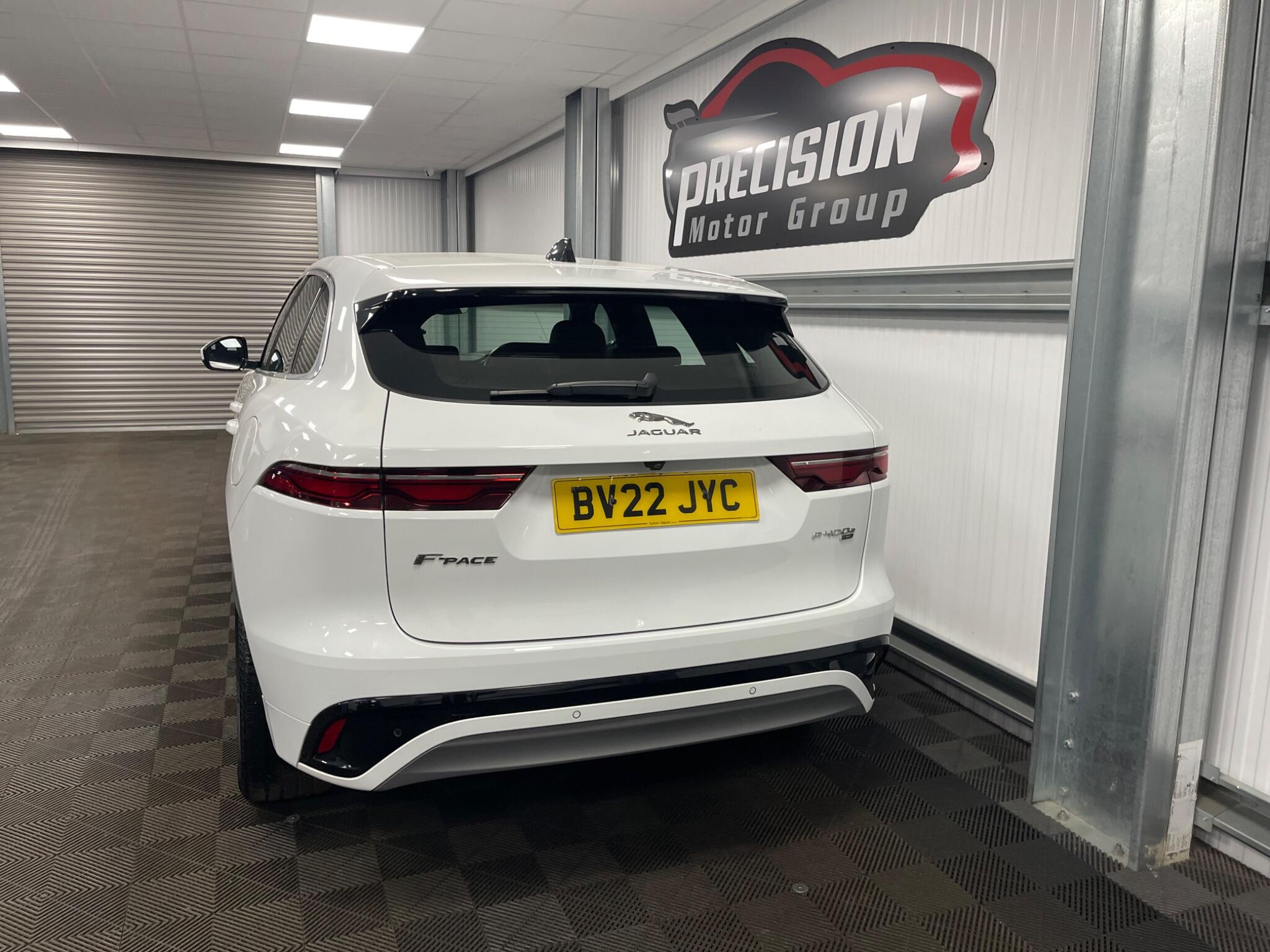2022 Jaguar F-Pace thumbnail 16