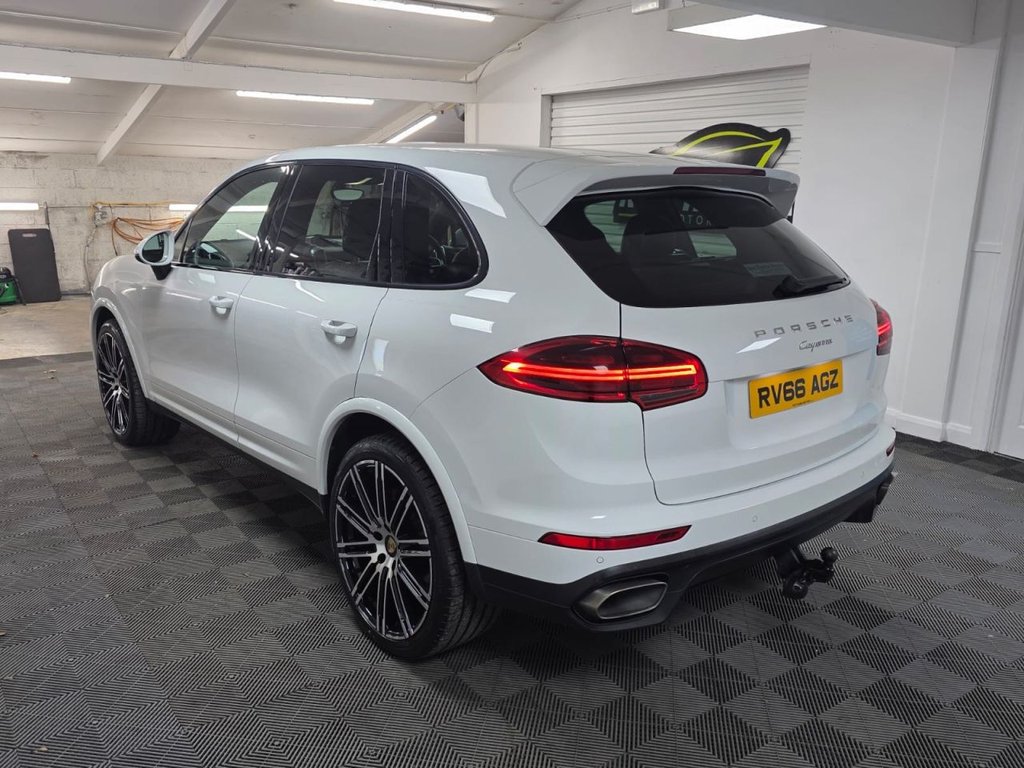 USED 2016 66 PORSCHE CAYENNE 3.0 TD V6 Platinum Edition SUV 5dr Diesel TiptronicS 4WD Euro 6 (s/s) (262 ps) Power Steering Plus!