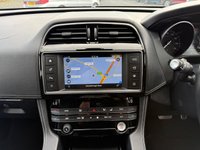 USED 2018 T JAGUAR F-PACE 2.0 D240 R-Sport SUV 5dr Diesel Auto AWD Euro 6 (s/s) (240 ps) *** FSH INC TIMING CHAIN - SATNAV - HEATED LEATHER SEATS ***