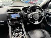 USED 2018 T JAGUAR F-PACE 2.0 D240 R-Sport SUV 5dr Diesel Auto AWD Euro 6 (s/s) (240 ps) *** FSH INC TIMING CHAIN - SATNAV - HEATED LEATHER SEATS ***