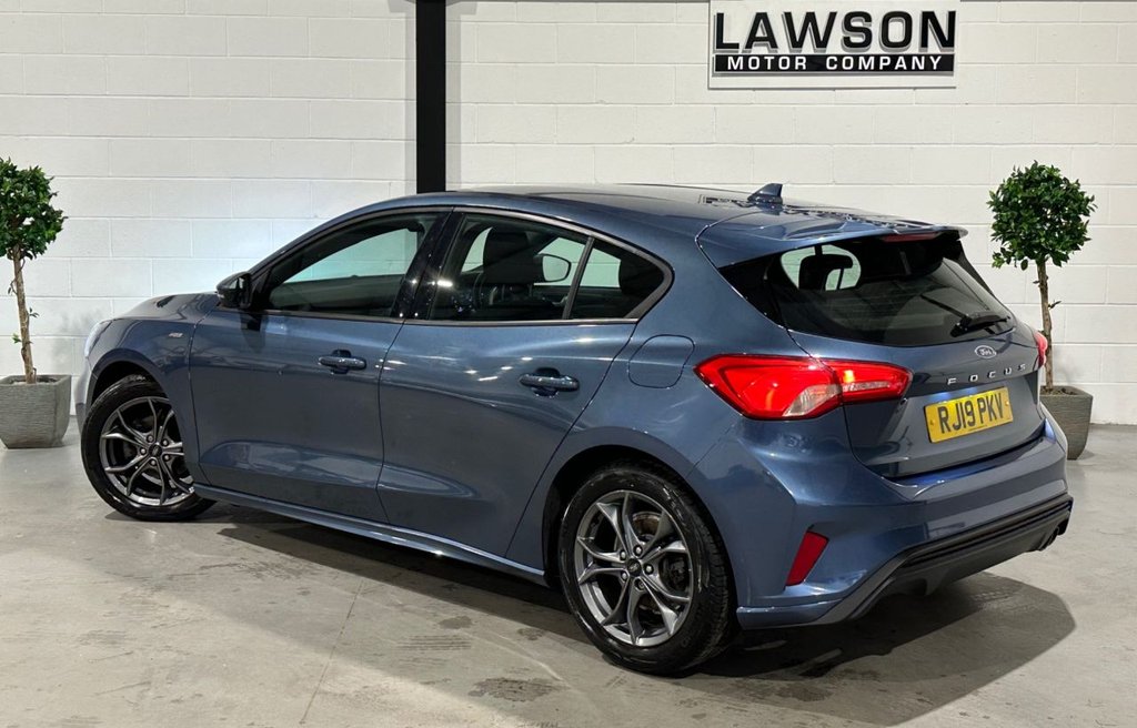 USED 2019 19 FORD FOCUS 1.0T EcoBoost ST-Line Hatchback 5dr Petrol Manual Euro 6 (s/s) (125 ps) 