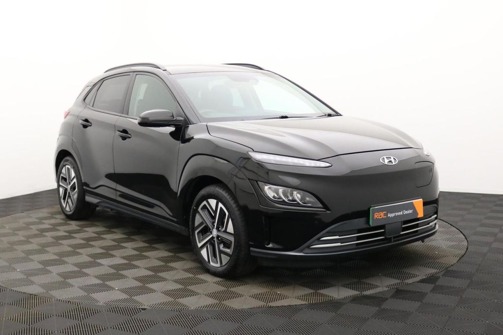USED 2021 21 HYUNDAI KONA 64kWh Premium SUV 5dr Electric Auto (10.5kW Charger) (204 ps) Sat Nav, Keyless, Rear Camera