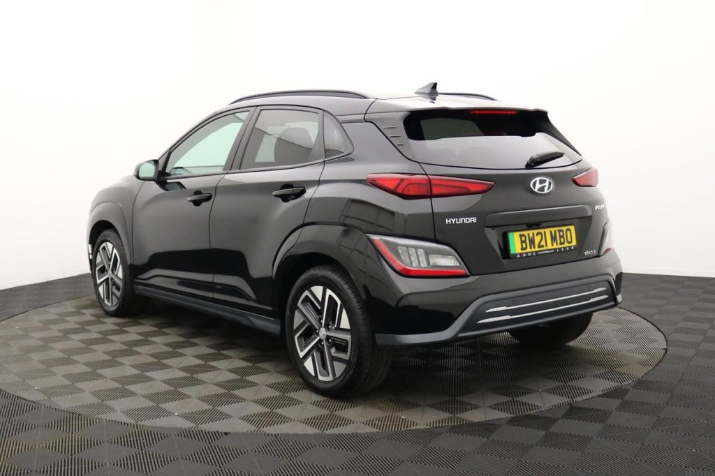 USED 2021 21 HYUNDAI KONA 64kWh Premium SUV 5dr Electric Auto (10.5kW Charger) (204 ps) Sat Nav, Keyless, Rear Camera