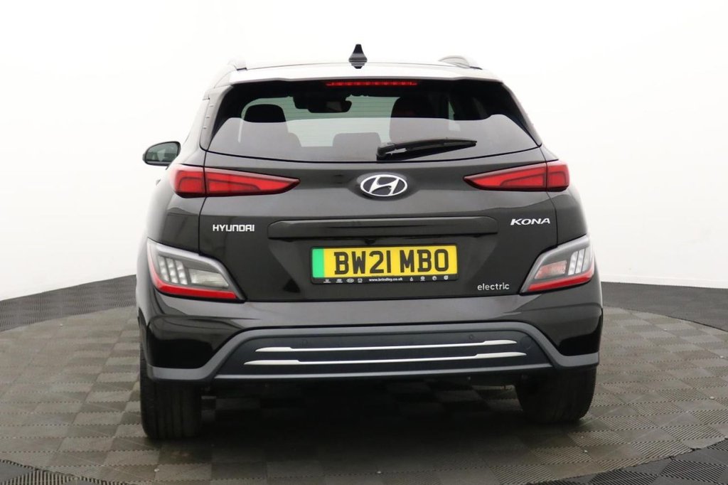 USED 2021 21 HYUNDAI KONA 64kWh Premium SUV 5dr Electric Auto (10.5kW Charger) (204 ps) Sat Nav, Keyless, Rear Camera