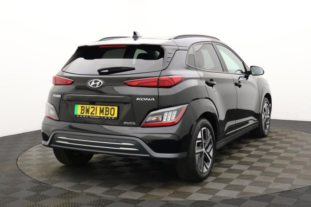 USED 2021 21 HYUNDAI KONA 64kWh Premium SUV 5dr Electric Auto (10.5kW Charger) (204 ps) Sat Nav, Keyless, Rear Camera