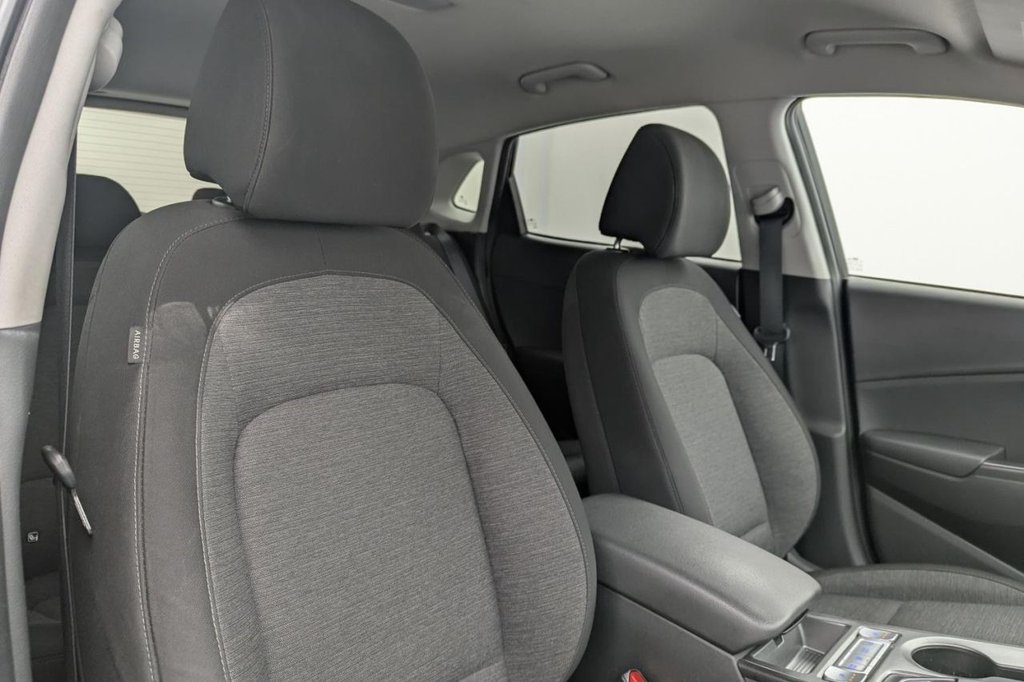 USED 2021 21 HYUNDAI KONA 64kWh Premium SUV 5dr Electric Auto (10.5kW Charger) (204 ps) Sat Nav, Keyless, Rear Camera