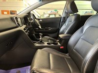 USED 2016 16 KIA SPORTAGE 1.7 CRDi 3 SUV 5 Door Diesel Manual Black Euro 6 1 Former Keeper Low Tax CRUISE+REVERSE CAMERA+HEATED SEATS
