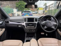 USED 2014 14 MERCEDES-BENZ M CLASS 5.5 ML63 V8 AMG SpdS+7GT 4WD Euro 5 (s/s) 5dr FMBSH STUNNING SPEC CAR 1 OWNE