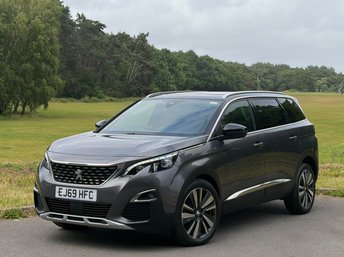 View our PEUGEOT 5008