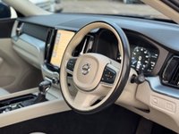 USED 2018 67 VOLVO XC60 2.0 D4 Momentum SUV 5dr Diesel Auto AWD Euro 6 (s/s) (190 ps) PanRoof/AppleCarP/FullVolvHist