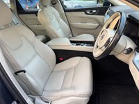USED 2018 67 VOLVO XC60 2.0 D4 Momentum SUV 5dr Diesel Auto AWD Euro 6 (s/s) (190 ps) PanRoof/AppleCarP/FullVolvHist