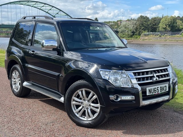 View our Mitsubishi Shogun 3.2 DI-DC Warrior SUV 3dr Diesel Manual 4WD L3 (207 g/km, 197 bhp)