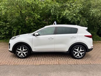 View our KIA SPORTAGE