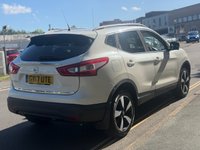 USED 2017 17 NISSAN QASHQAI 1.2 DIG-T N-Connecta SUV 5dr Petrol Manual 2WD Euro 6 (s/s) (115 ps) 