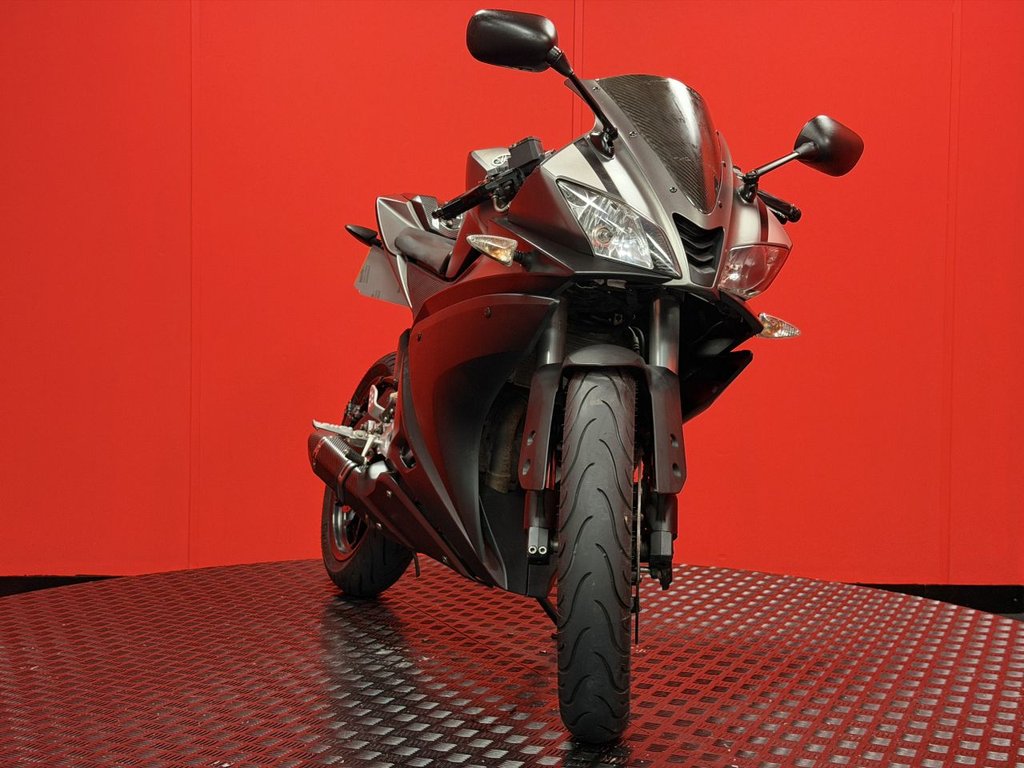 USED 2016 16 YAMAHA R125 TRADE BIKES AT TRADE PRICES AFTERMARKET EXHAUST