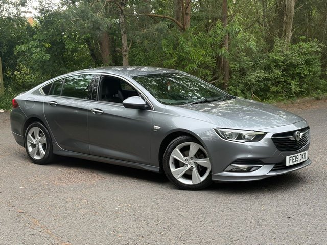 View our VAUXHALL INSIGNIA