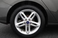 USED 2017 17 FORD FOCUS 1.0T EcoBoost Zetec Edition 5dr (SAT NAV, PRIVACY GLASS) 