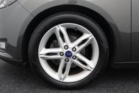 USED 2017 17 FORD FOCUS 1.0T EcoBoost Zetec Edition 5dr (SAT NAV, PRIVACY GLASS) 