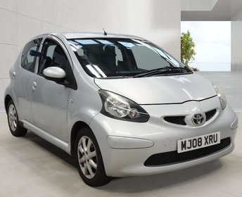 2008 TOYOTA AYGO 1.0 VVT-i Platinum Hatchback 5dr Petrol Manual Euro 4 (67 bhp) &pound;2195.00