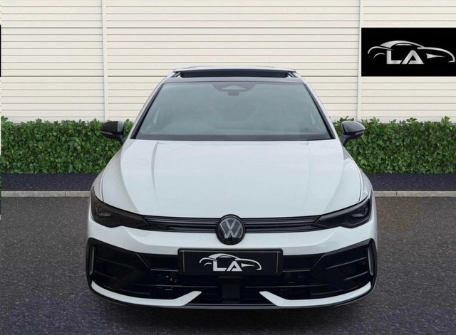 View our VOLKSWAGEN GOLF