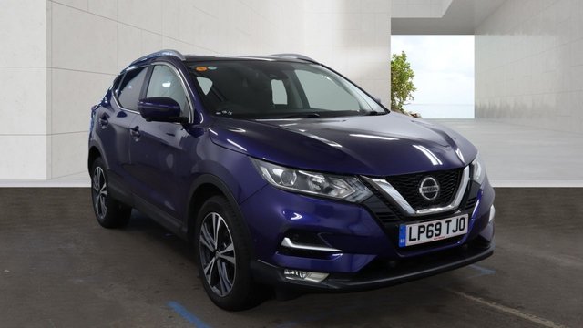 View our NISSAN QASHQAI