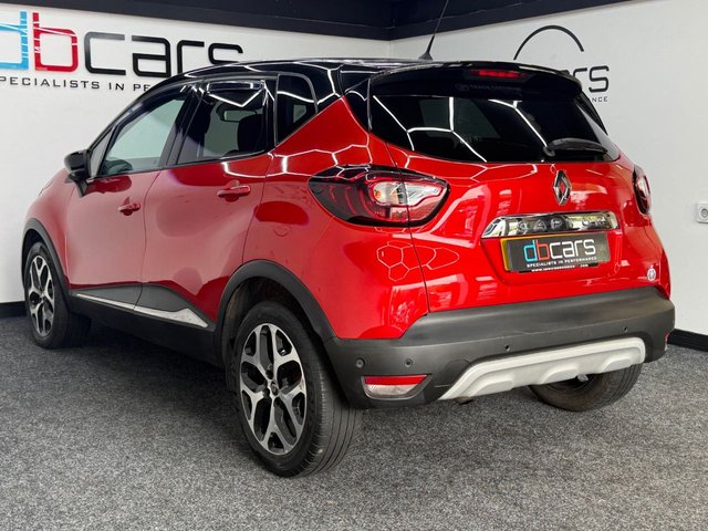 View our RENAULT CAPTUR
