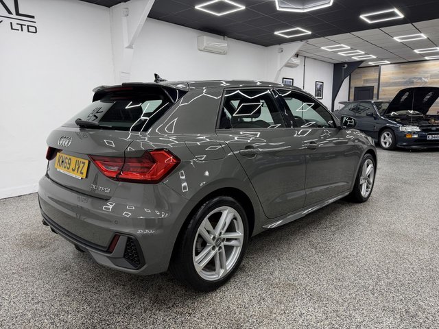 View our AUDI A1