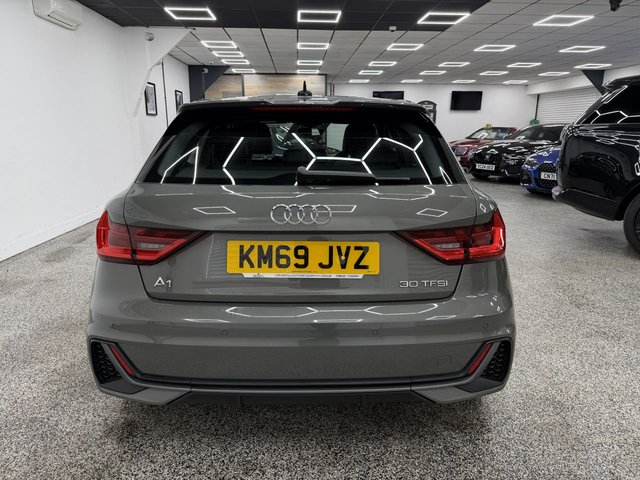 View our AUDI A1