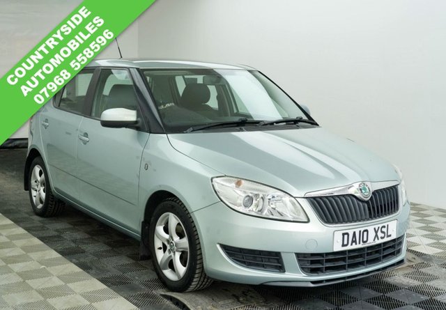 View our Skoda Fabia 1.2 SE Hatchback 5dr Petrol Manual Euro 5 (69 ps)